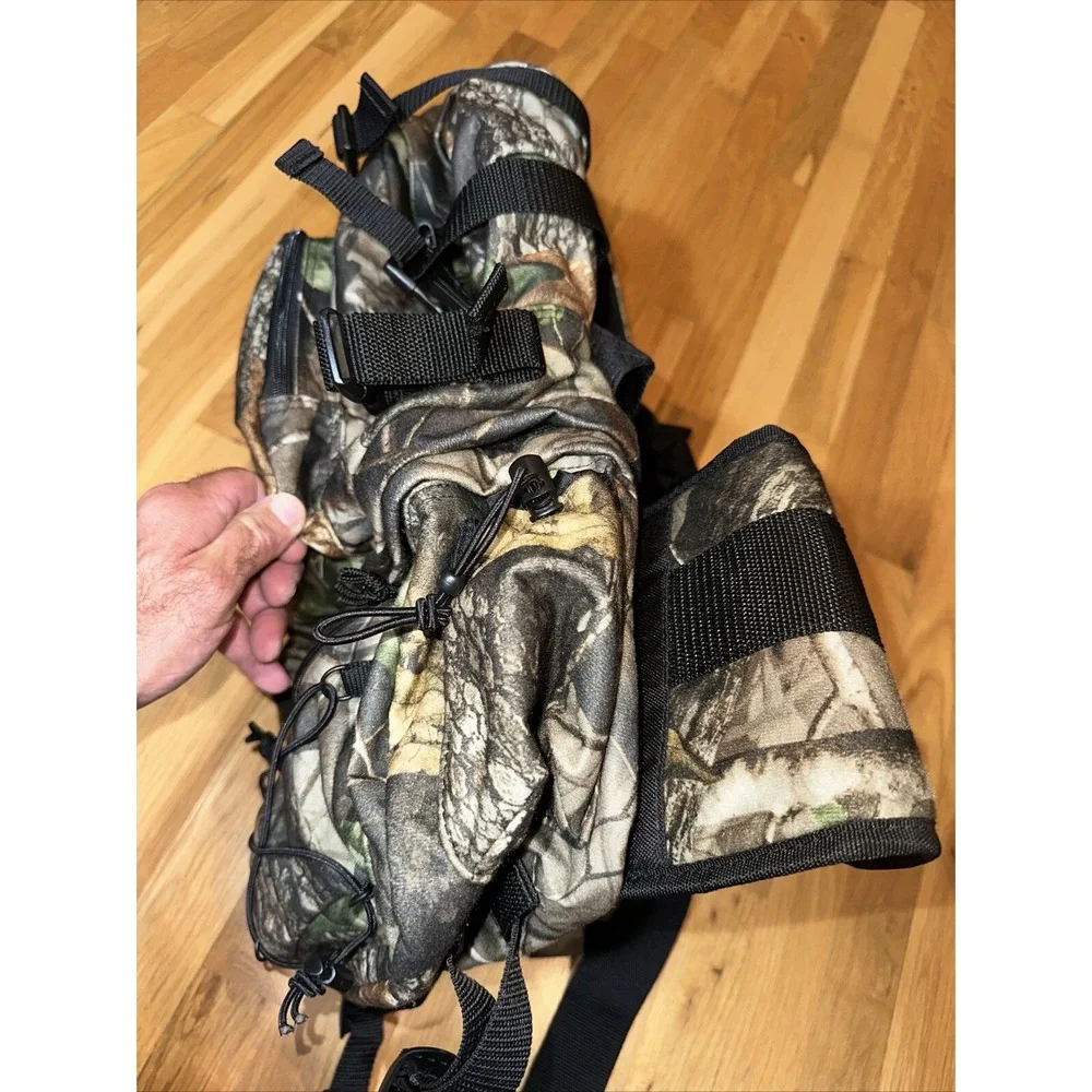 Realtree Unisex Hunting Backpack Fannypack Rifle Holder Pouch Large Camo Camping